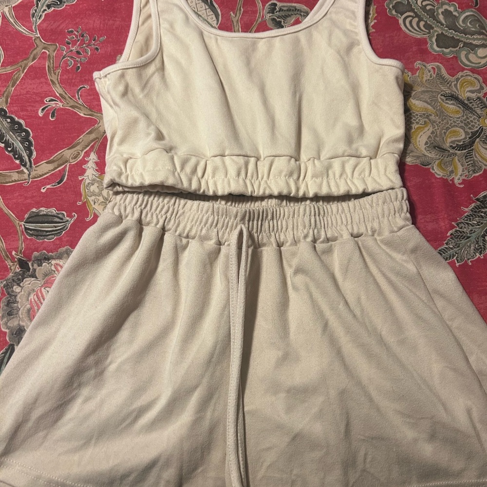 Cream Sleeveless lounge set